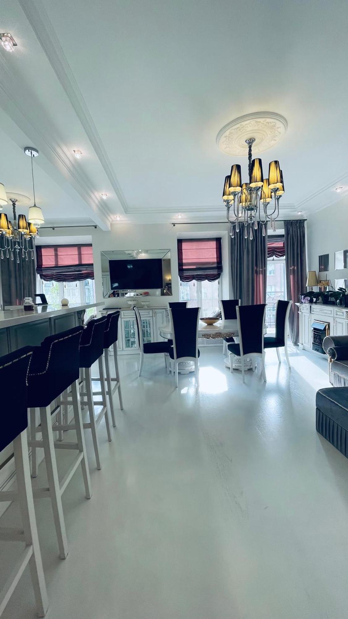 Luxury Design Apartments In The Center Of Kiev Exterior photo